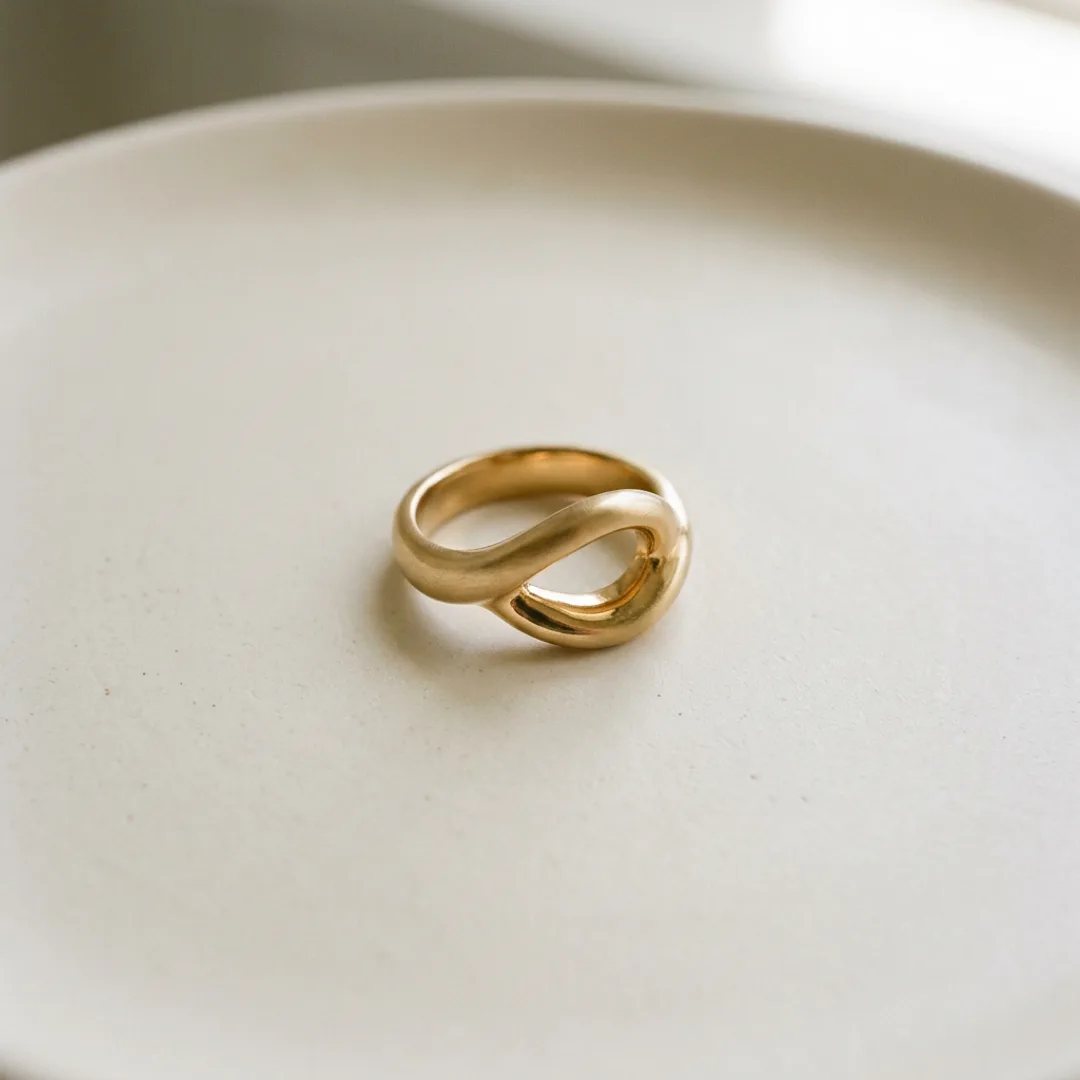 The Meridian Ring